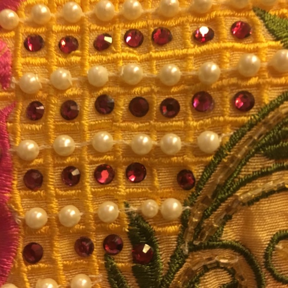 Tunic - Picture 4 of 4